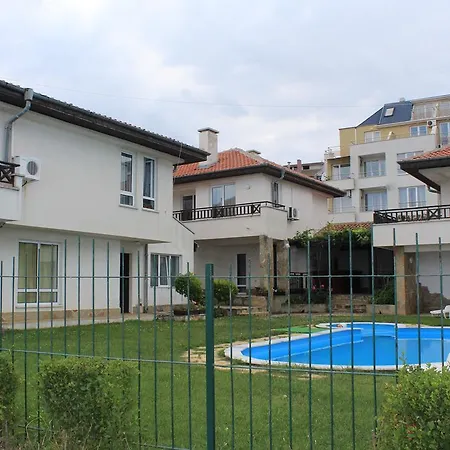 Villas Bilyana Dom wakacyjny Rawda