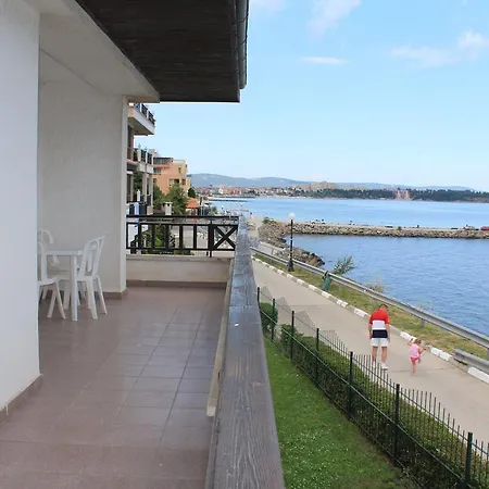 Villas Bilyana Dom wakacyjny *
