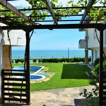 Villas Bilyana Dom wakacyjny *